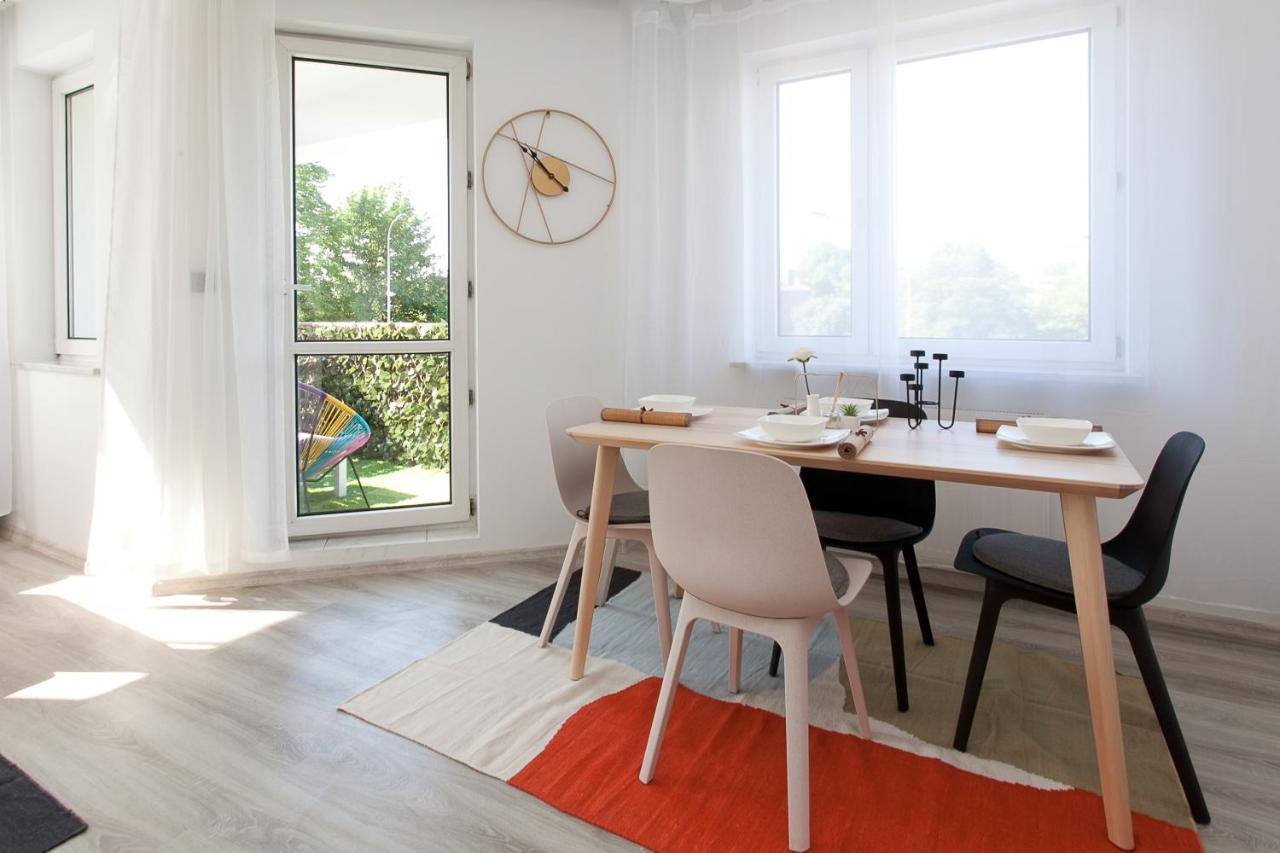 Uroczy Apartament Rzeczna Колобжег Экстерьер фото
